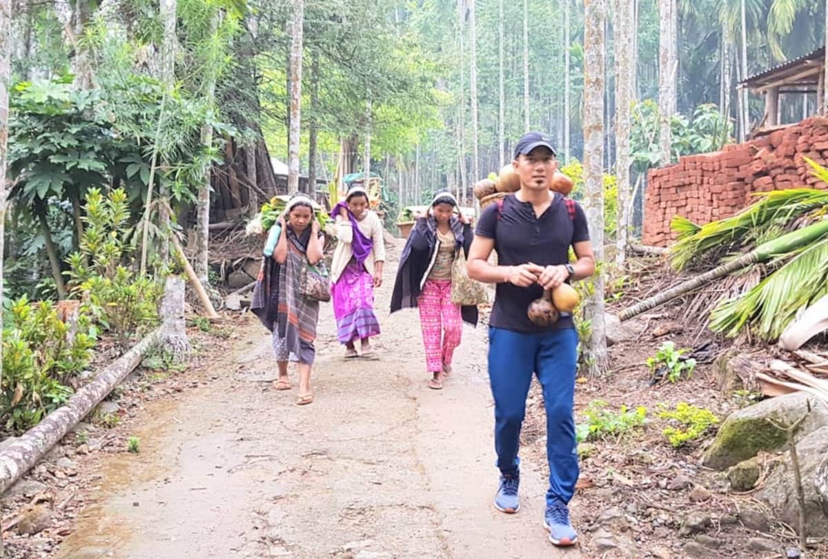 shimla: himachal IAS officer Ram Singh walks 10 km to buy vegetables