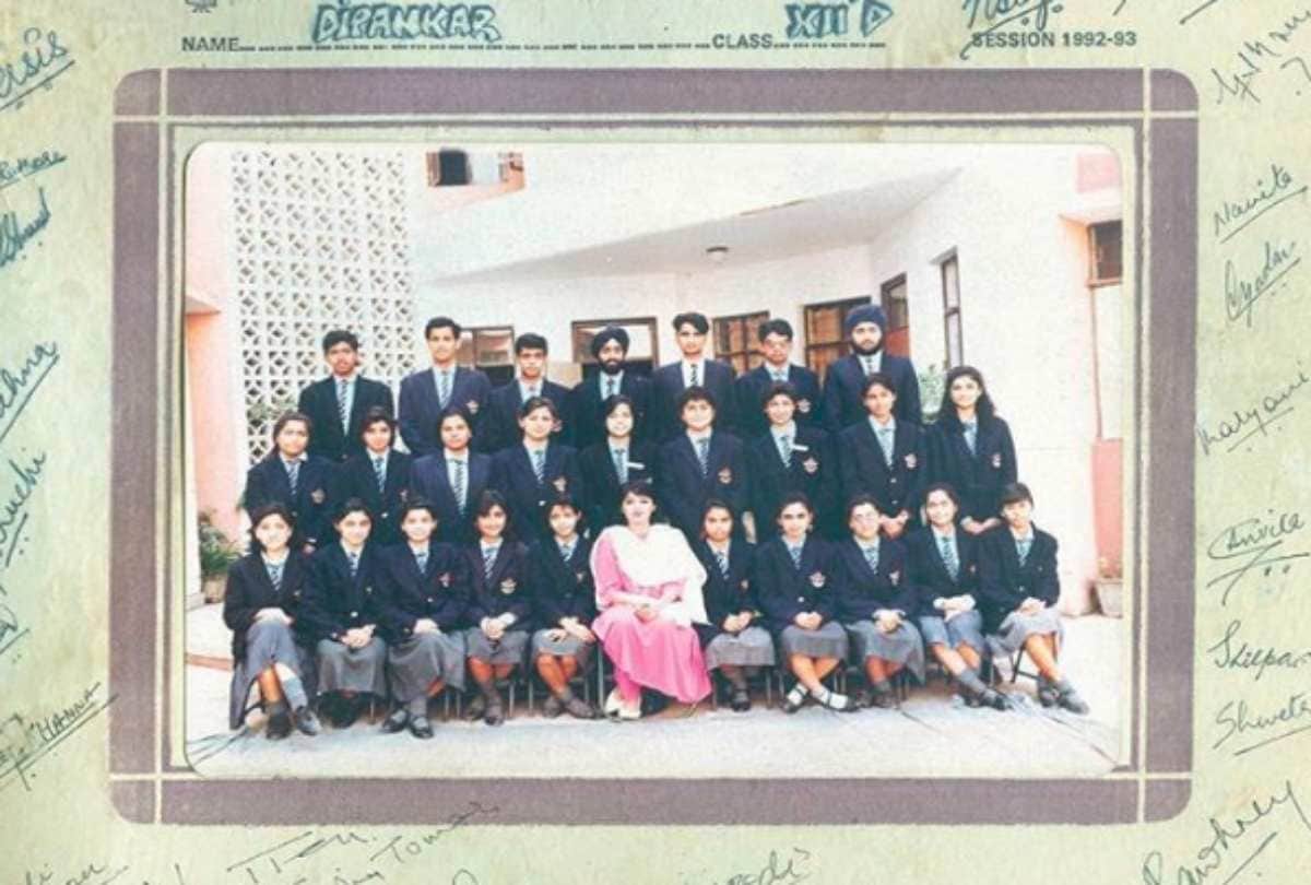 sushmita sen share her school time photo when she was 17