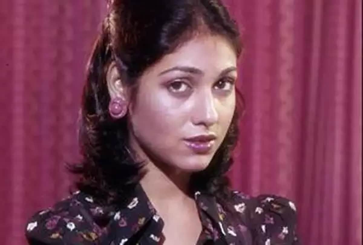 Bollywood Star Actor Dev Anand support to Zeenat Aman Tina Munim Jackie Shroff Richa Sharma Tabu