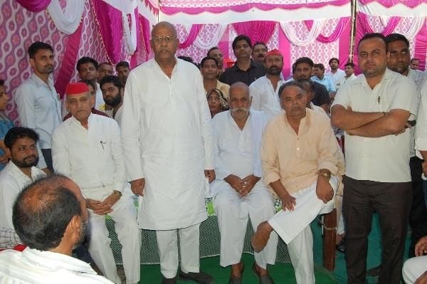 BJP govt show the dreams to the public