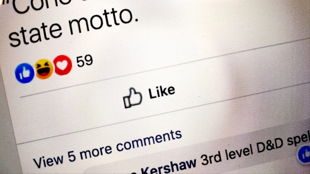 Facebook Starts test of hiding likes count from Australian users