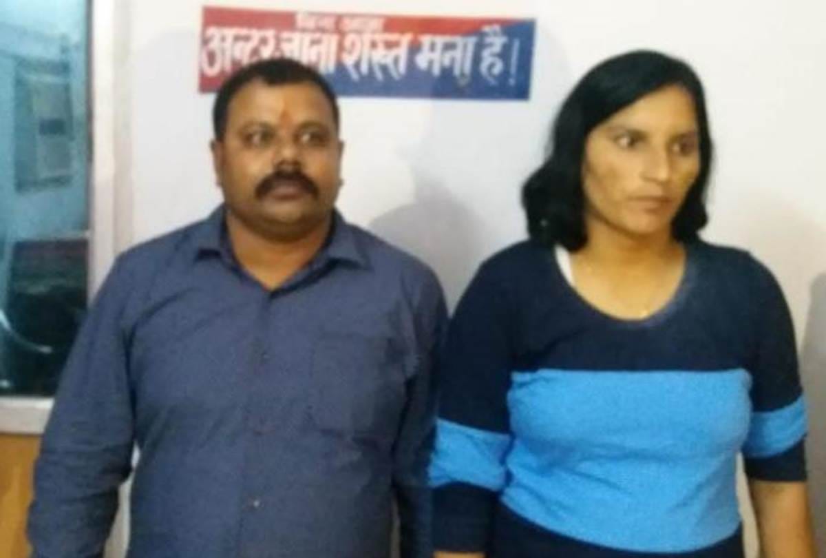 police arrested two frauds that claims to be stf officer and journalist