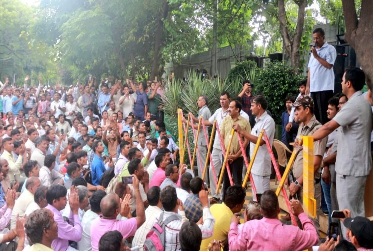 Former homeguards to be appointed as marshal in Delhi buses announces CM Arvind Kejriwal
