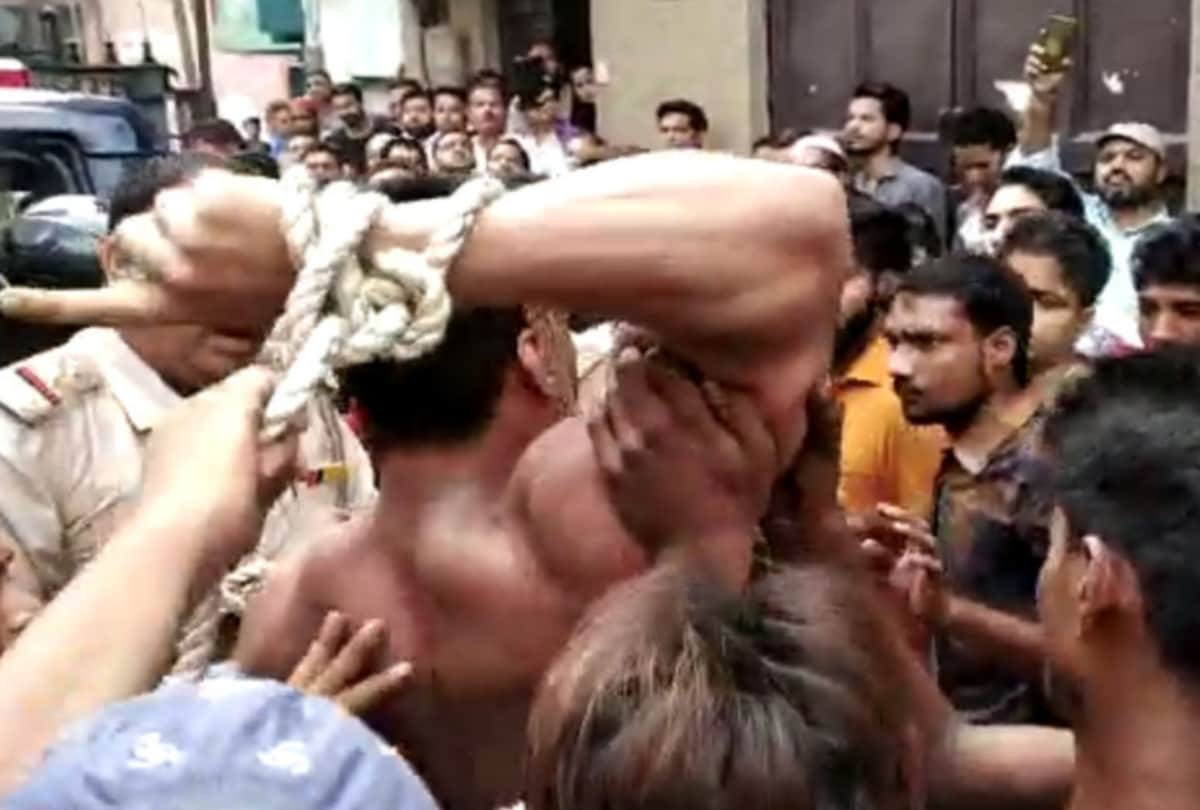 salman khan former bodyguard anas qureshi creat ruckus on road