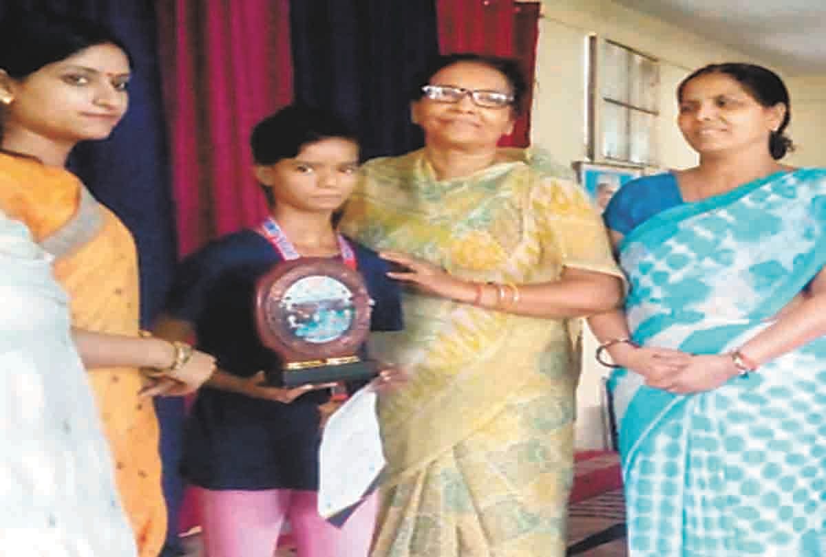 Pratapgarh: Suhana became national kick boxing champion