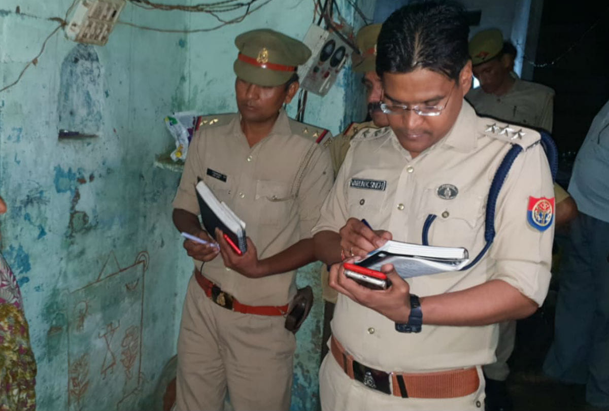 couple set themselves on fire in mathura news