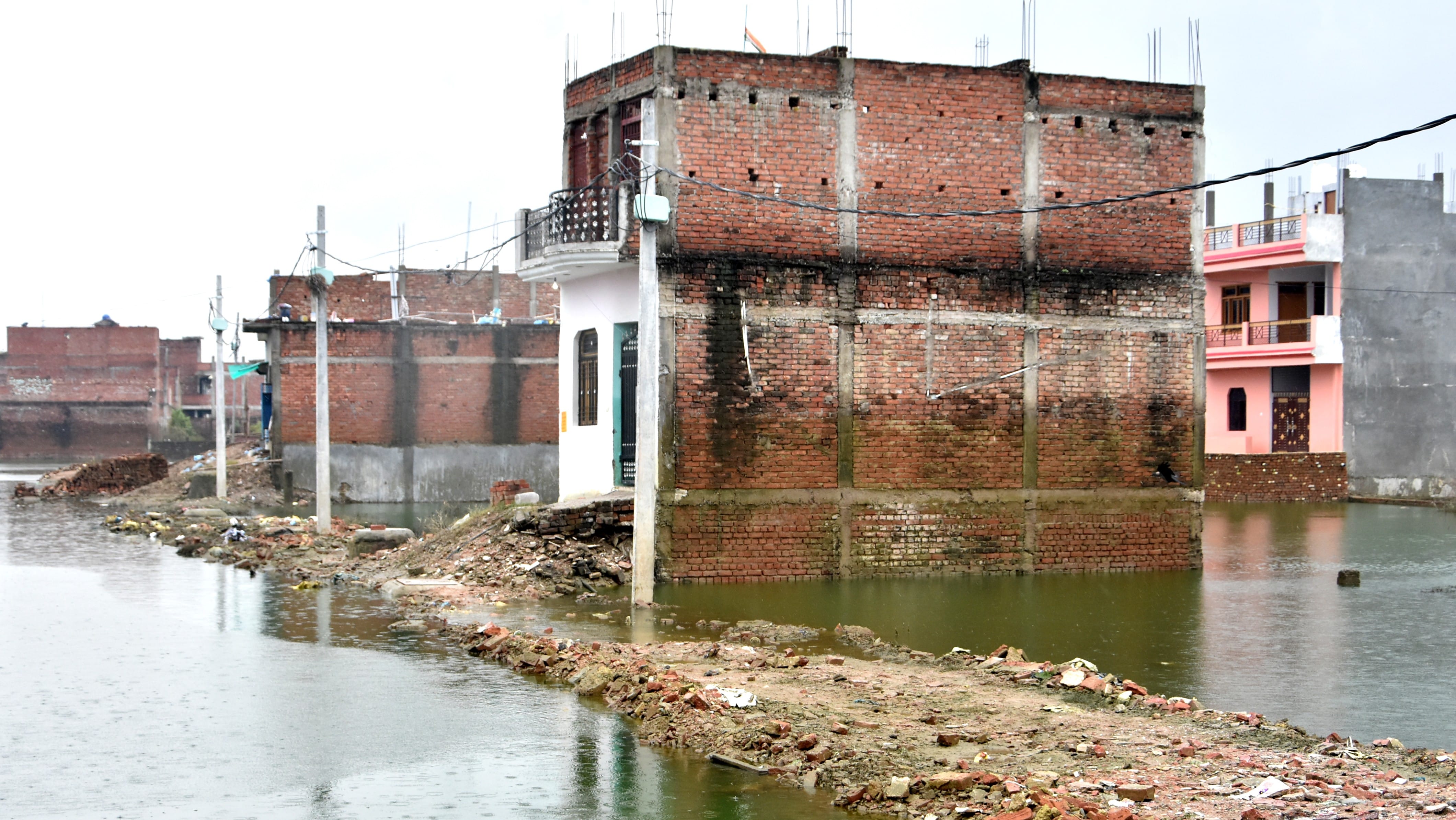 Prayagraj: Flood risk increased, alert