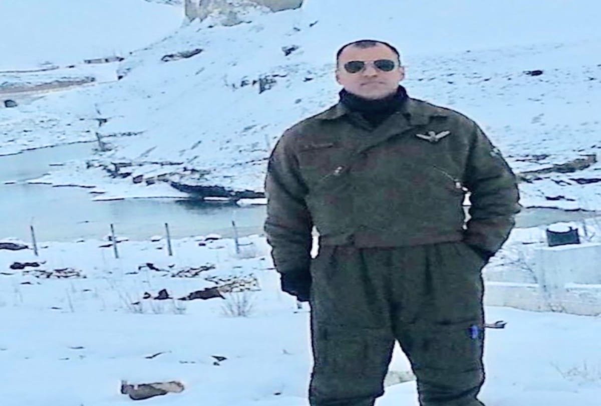 Himachal's flying commander Rajneesh Parmar martyred in Bhutan