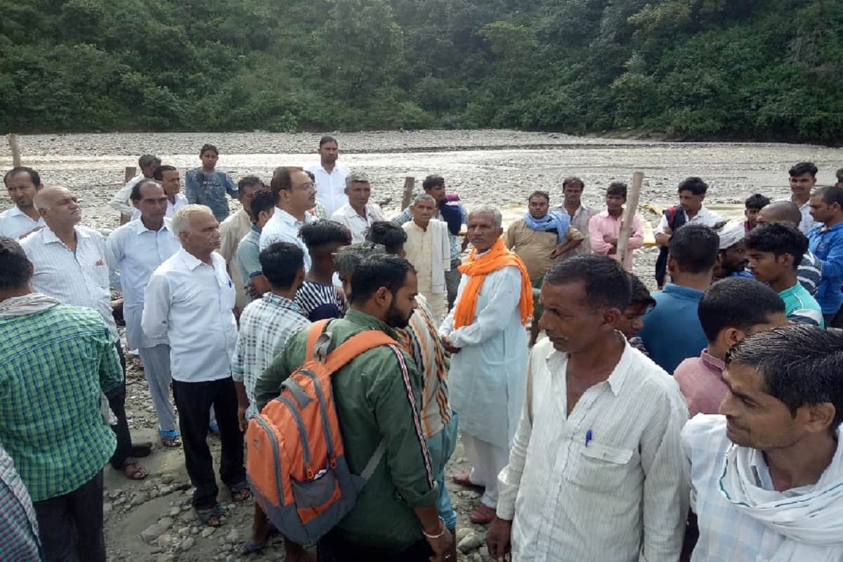 Flood in Shakumbhri Devi Temple of Saharanpur city and one died and two injured