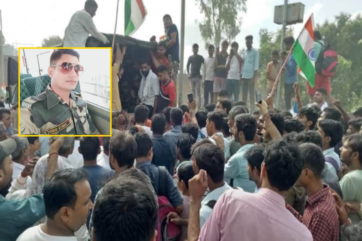 People gathered in last ride of BSF jawan martyred Vinod Kumar  in Muzaffarnagar