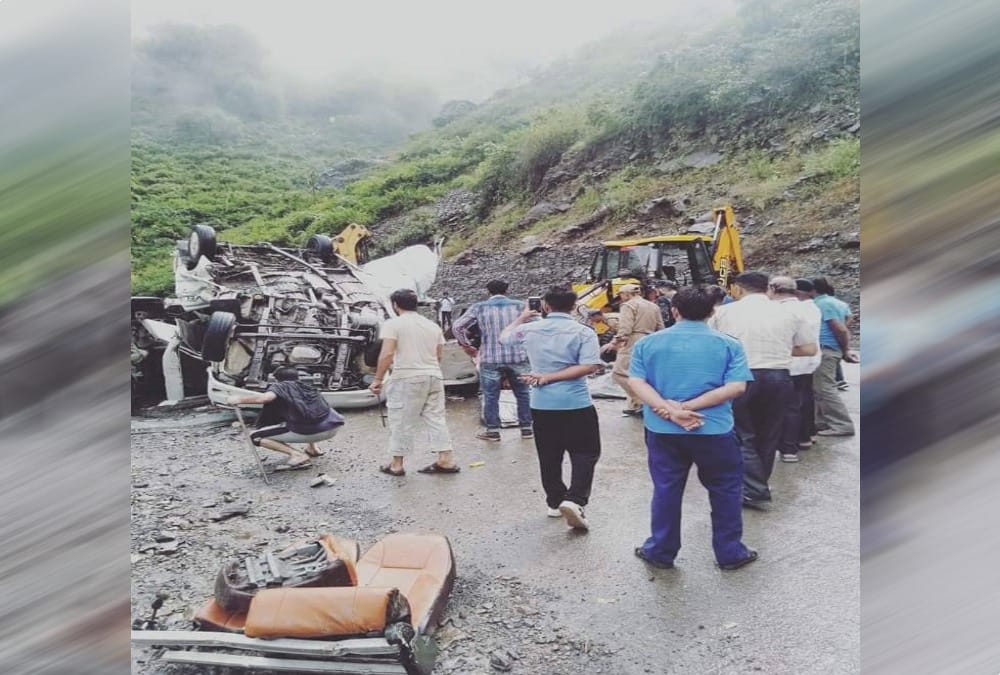 Tempo traveller Accident on badrinath Highway punjab Five Pilgrims Killed