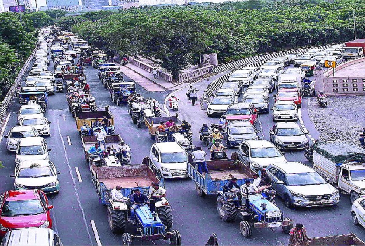 Noida farmers protest against authority reaches sector 6 office with demands