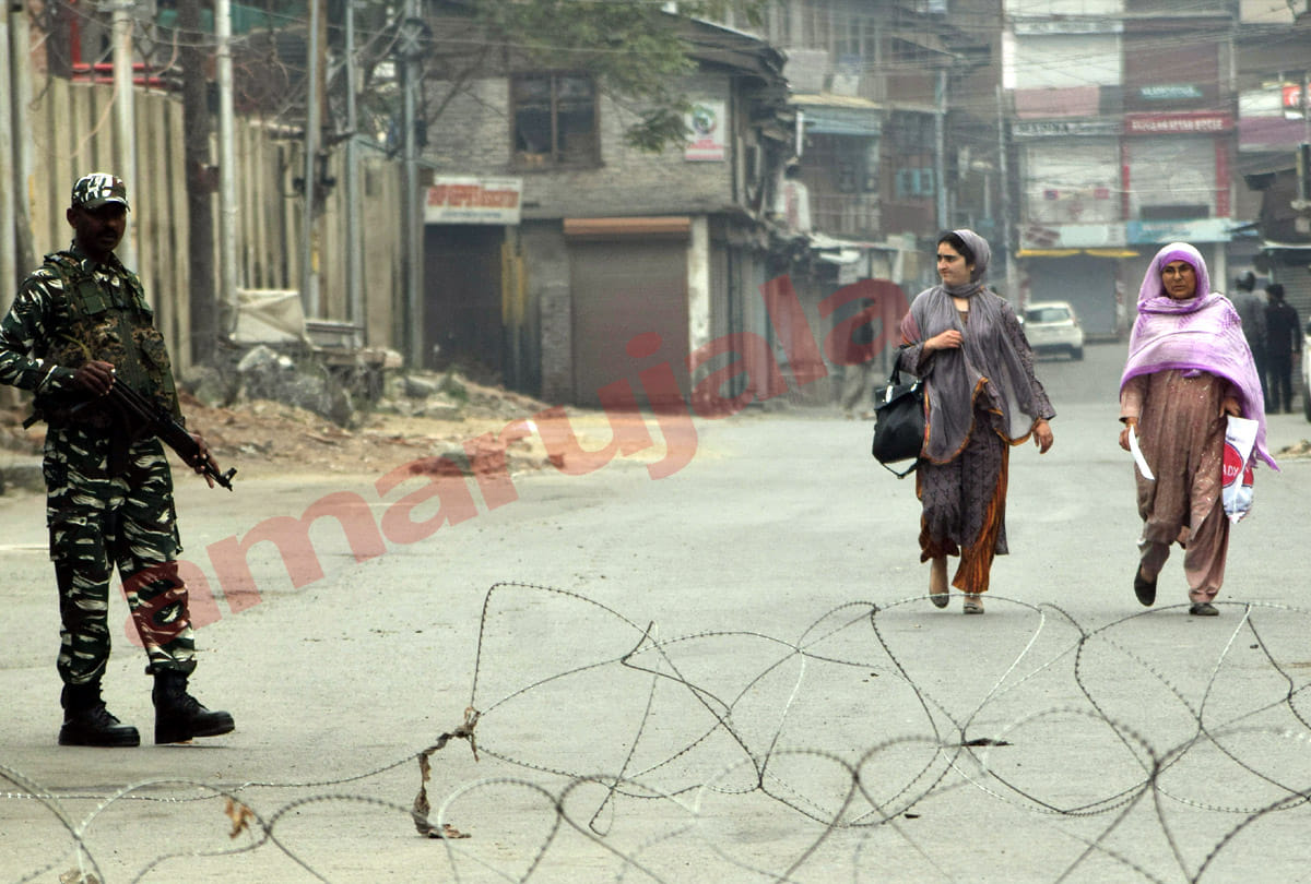 kashmir latest photo of restriction after article 370 revoked, latest visuals of jammu kashmir