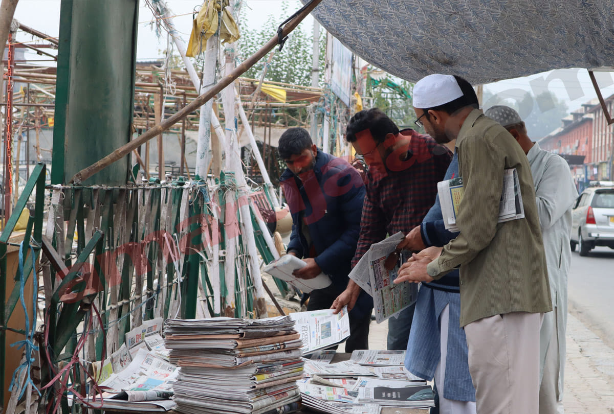atmosphere of kashmir valley started coming back on track, latest photos and news