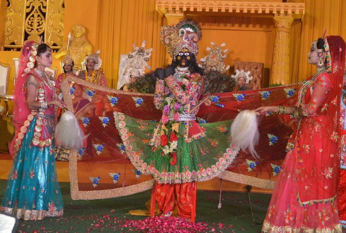 Janmashtami 2022 Know Lord Shri Krishna 64 Qualities Kalas and Arts In Hindi