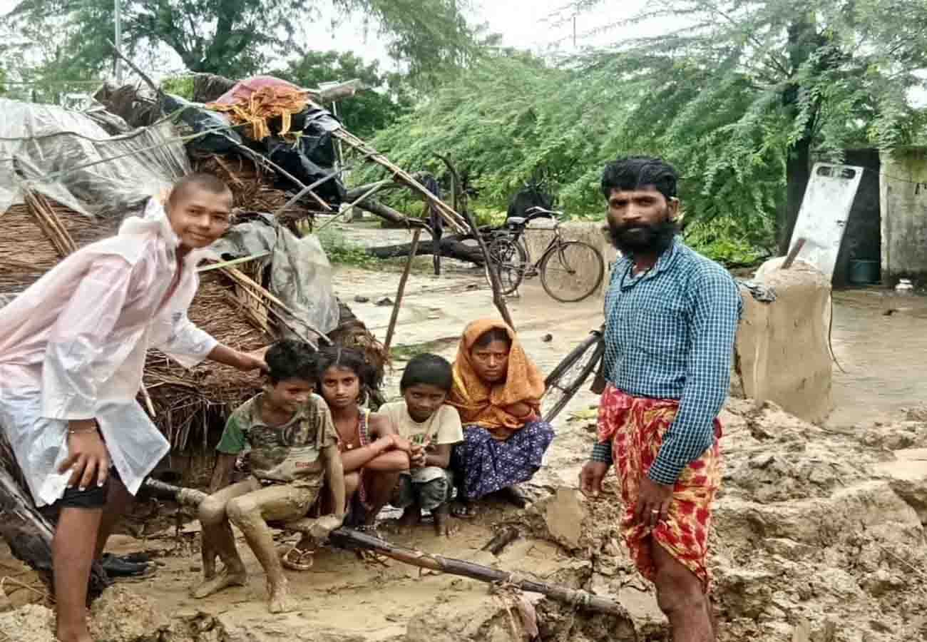 rain and Flood havoc in central UP, See the terrible scene in pictures