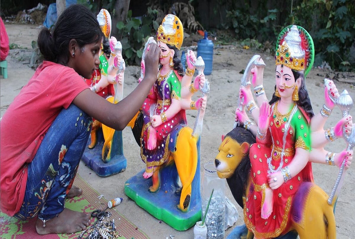 Navratri and Durga Puja in Delhi NCR preparations images durga idols ramleela