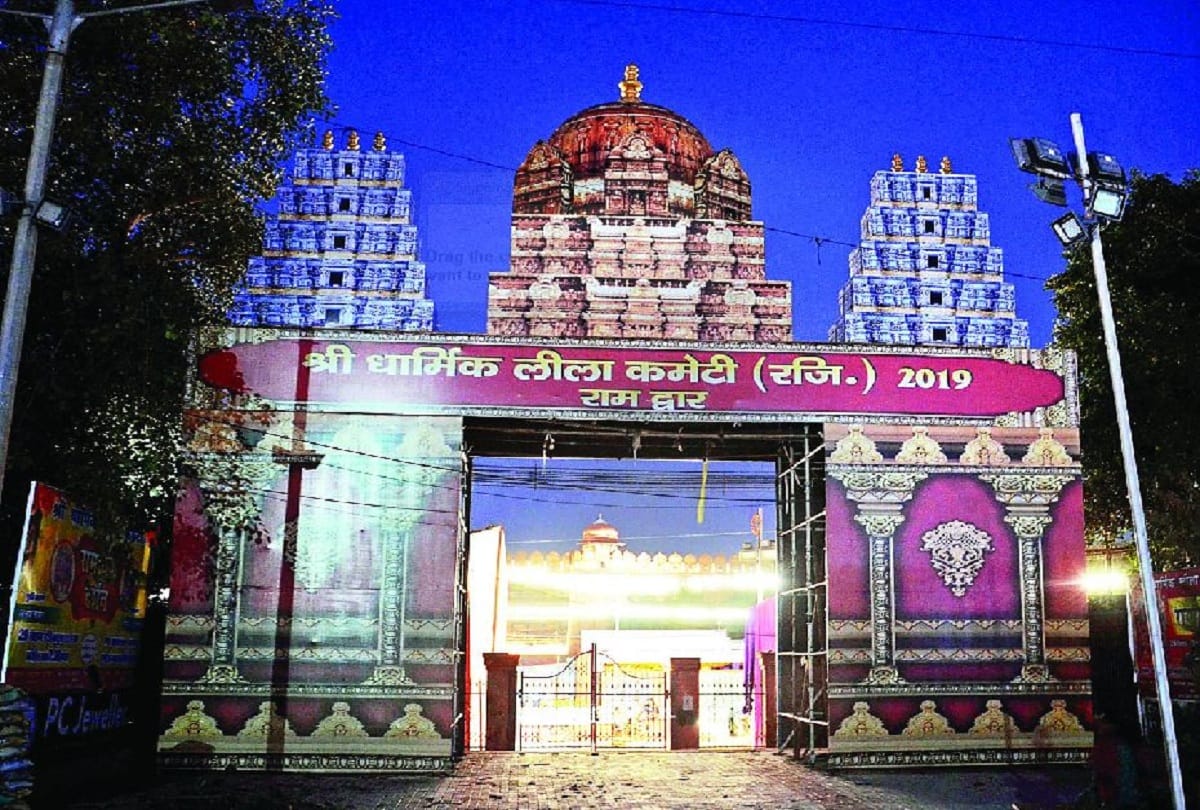 Navratri and Durga Puja in Delhi NCR preparations images durga idols ramleela