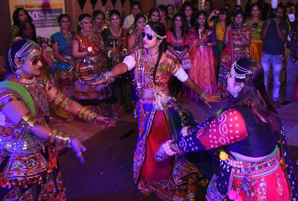 bollywood dandiya night in kanpur