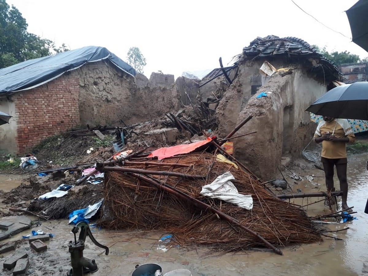 heavy rain in purvanchal many died