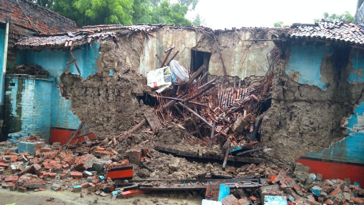 many people died due to heavy rain in up purvanchal nearby varanasi dist ballia mirzapur