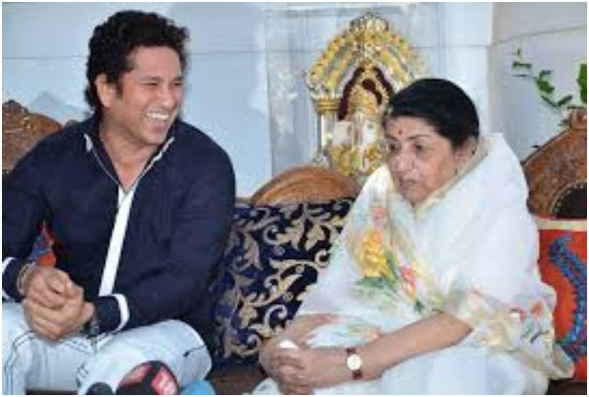 Uddhav Thackeray Visits In Hospital to meet lata mangeshkar
