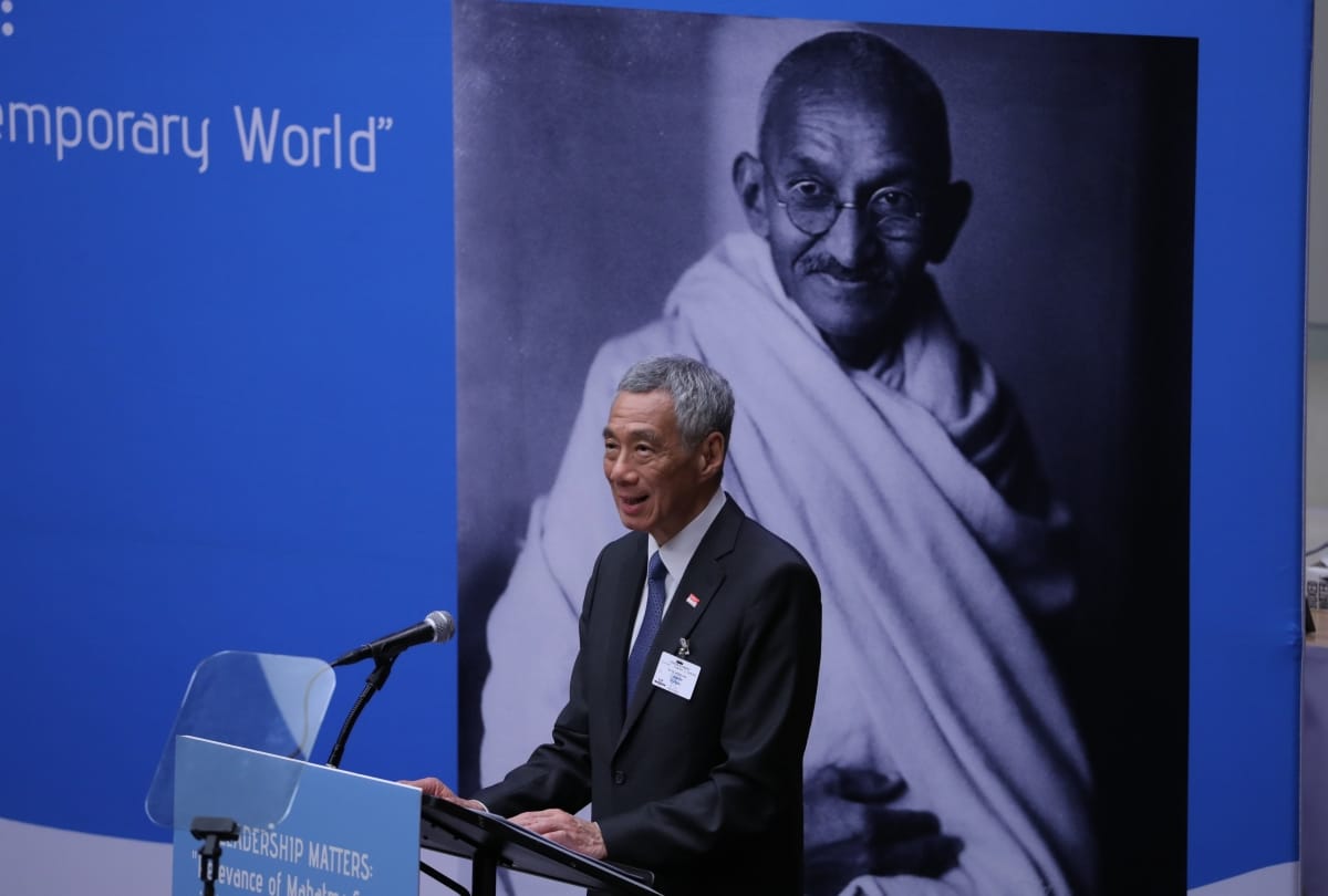 Pm of singapore says Mahatma Gandhi philosophy of nonviolence remains a wise advice in the world