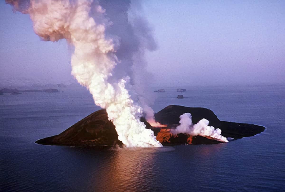 Unique Island in Iceland Surtsey Island where nobody can enter only scientists allowed