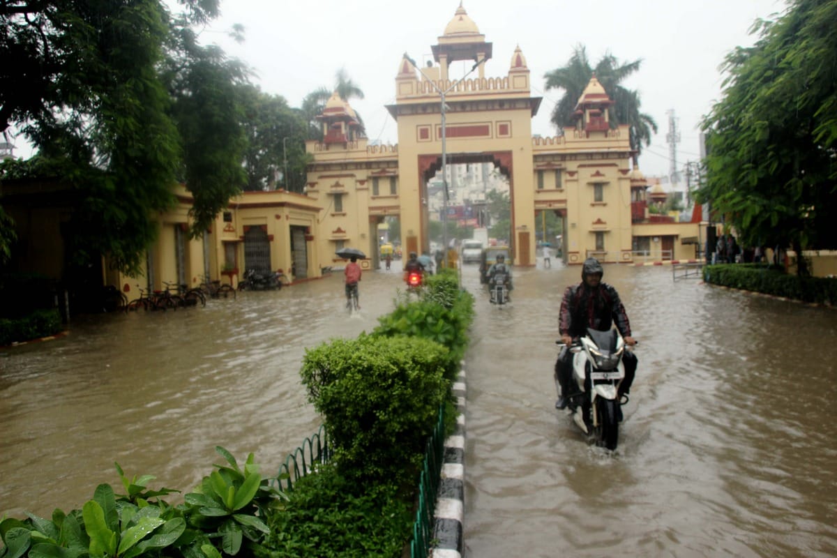 heavy rain ganga water level weather in varanasi purvanchal