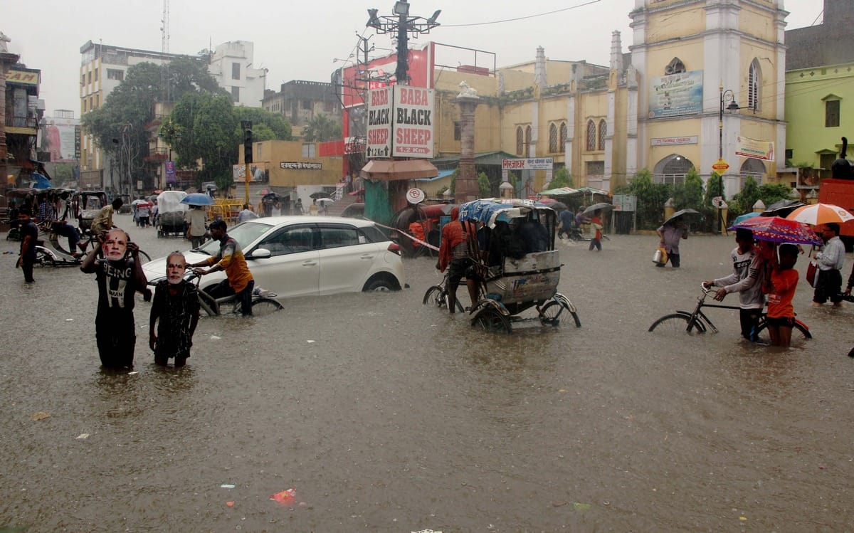 heavy rain ganga water level weather in varanasi purvanchal