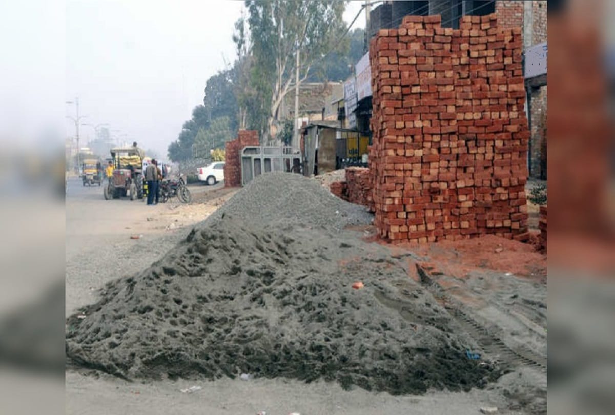 50 lakh rupees penalty on pwd and Corporation for debris found on ring road 
