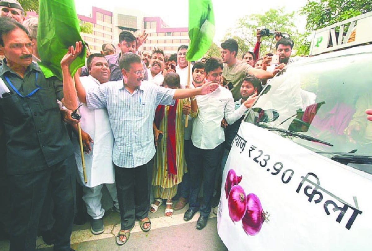 Sale of onion at discounted rate started in delhi