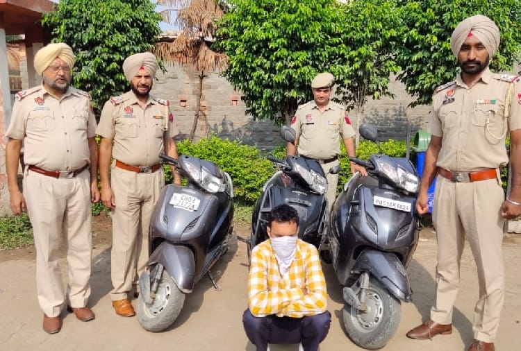 Thief Arrested By Police After Challan reached At Home