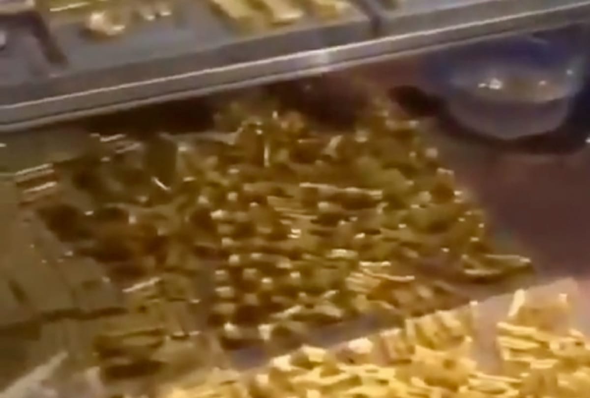 China former mayor hid in home 11793 kg gold bricks worth 4700 crores, may be sentenced to death