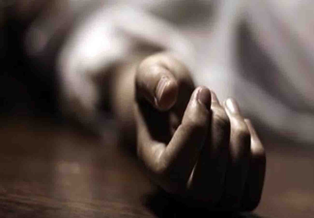 woman committed suicide in auraiya
