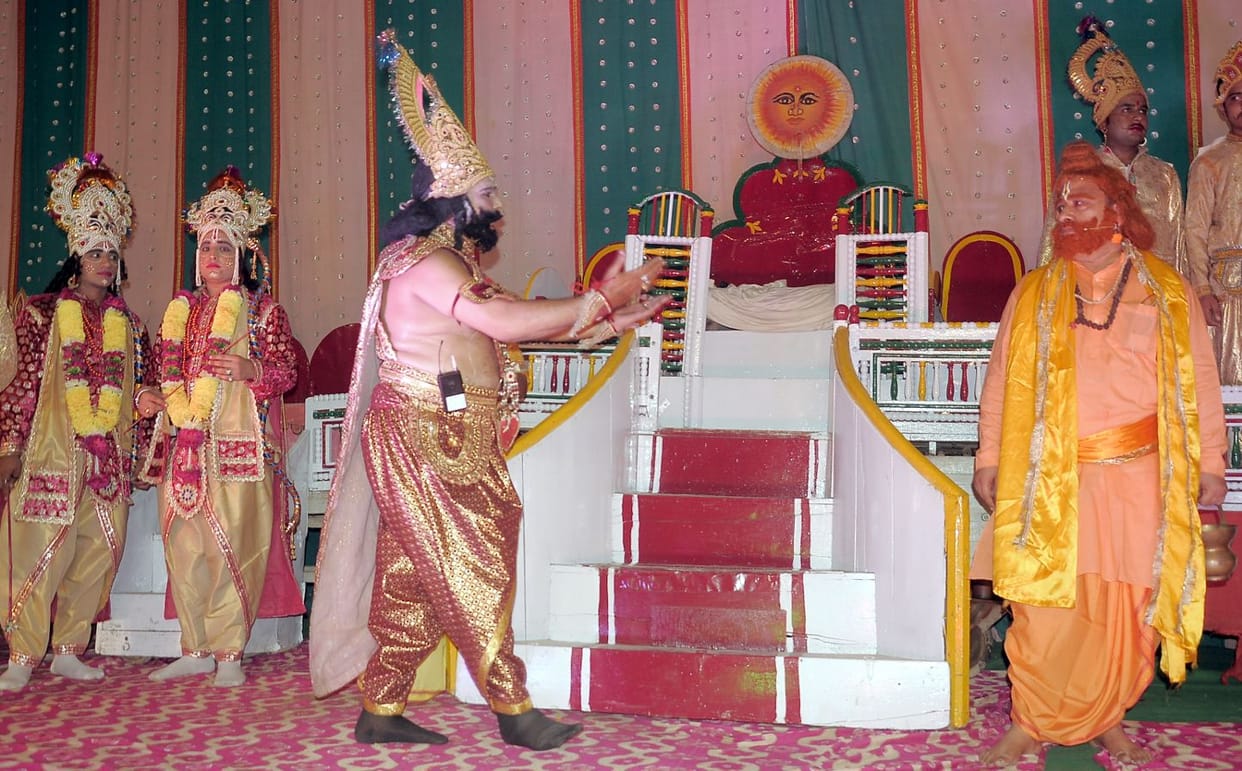 Shriram-Lakshman asks for the destruction of demons