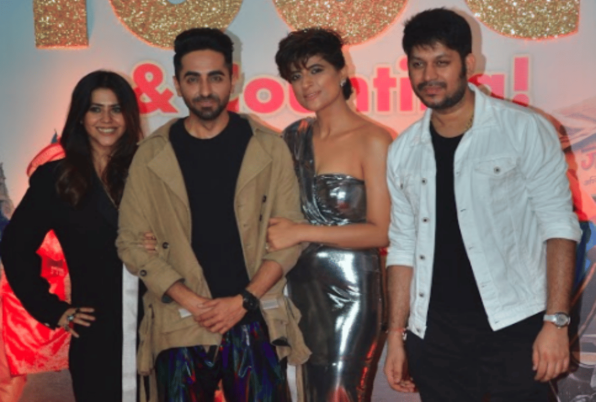 priyanka chopra to shilpa shetty here bollywood celebs spotted