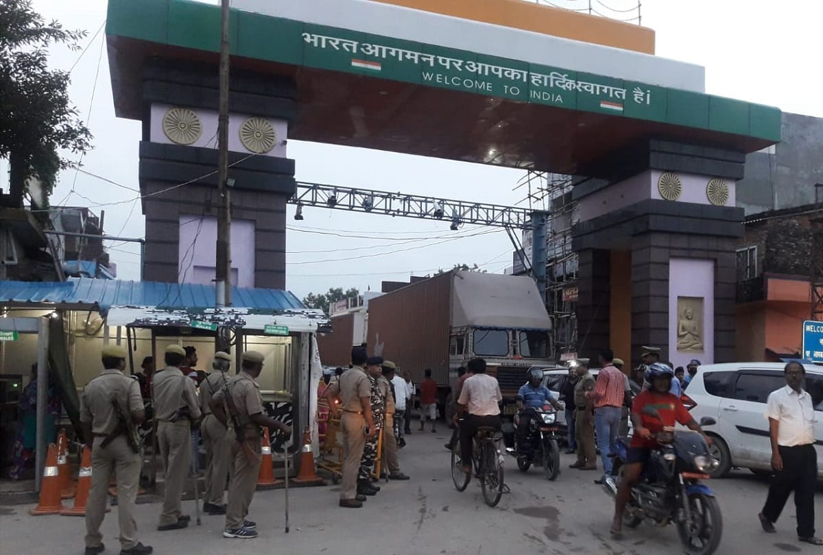 Indian citizens begin migration from Nepal