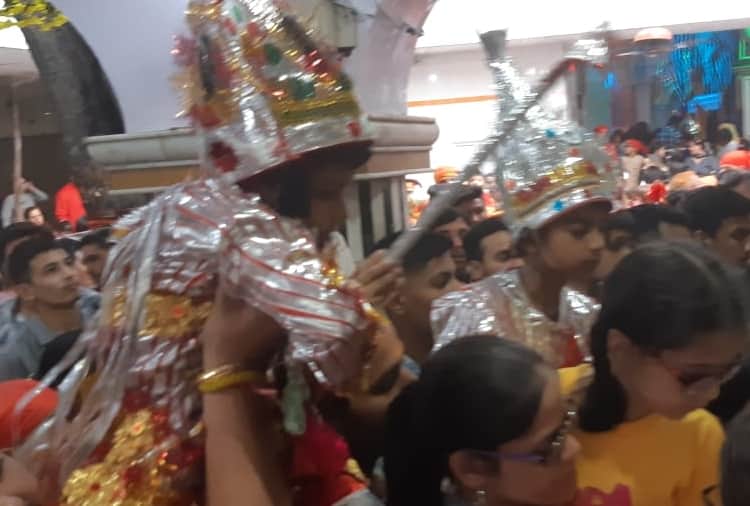 The 10-day 'Langur Mela' begins at Bada Hanuman Mandir in Amritsar
