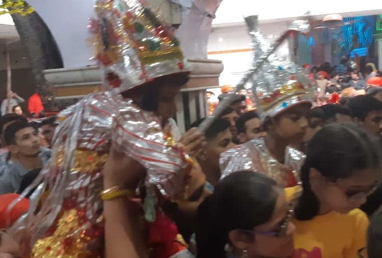 The 10-day 'Langur Mela' begins at Bada Hanuman Mandir in Amritsar