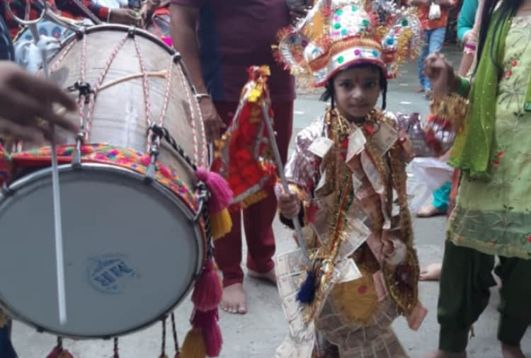 The 10-day 'Langur Mela' begins at Bada Hanuman Mandir in Amritsar