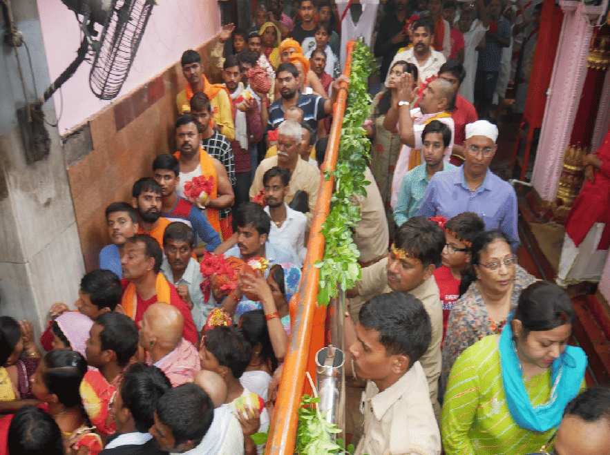 Vindhyachal Dham more than one lakh devotees visited