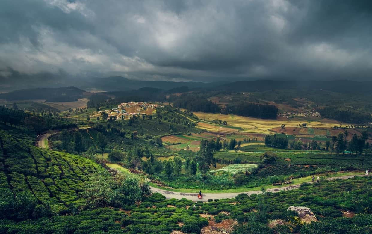 IRCTC Ooty Tour Package Price Detail in Hindi Cheap Ooty Trip in just 9 Thousand rupees