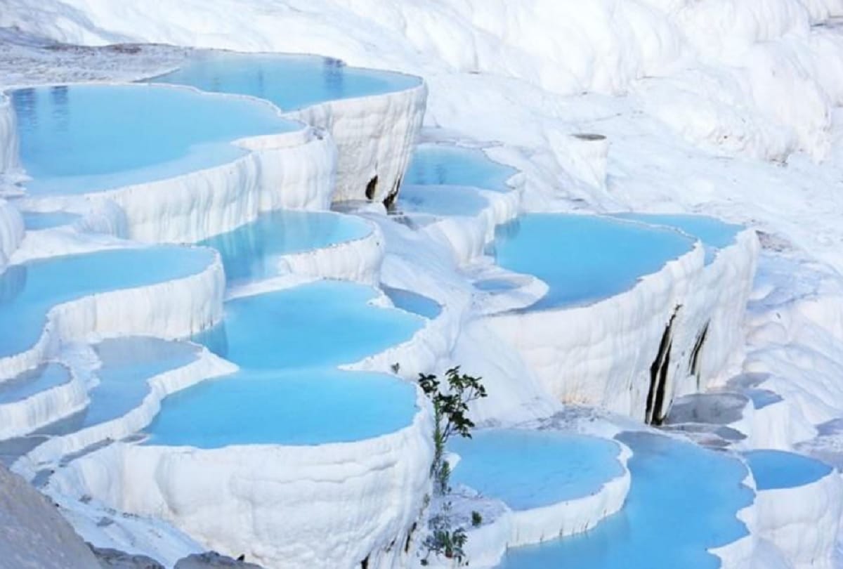 Pamukkale Thermal Pools Turkey Mysterious waterfalls cotton castle