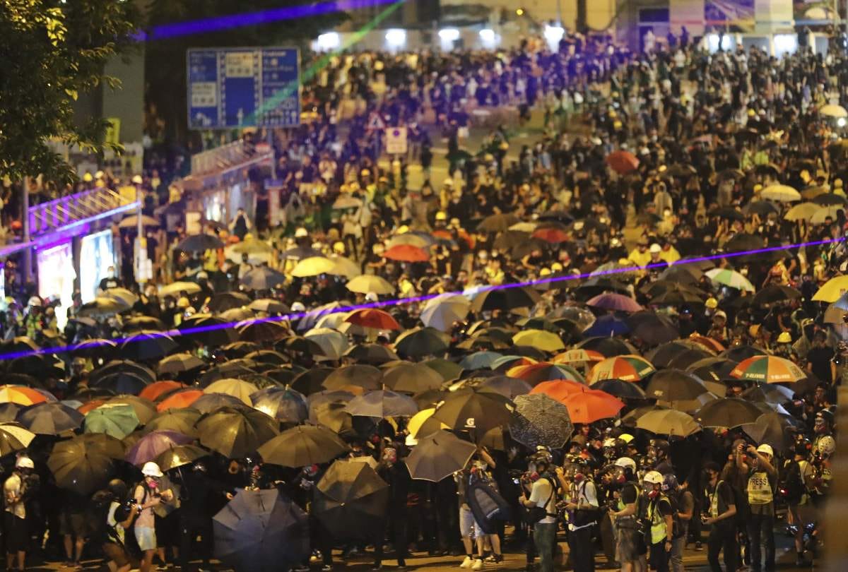 Hong Kong police fire tear gas and water cannon to halt protest