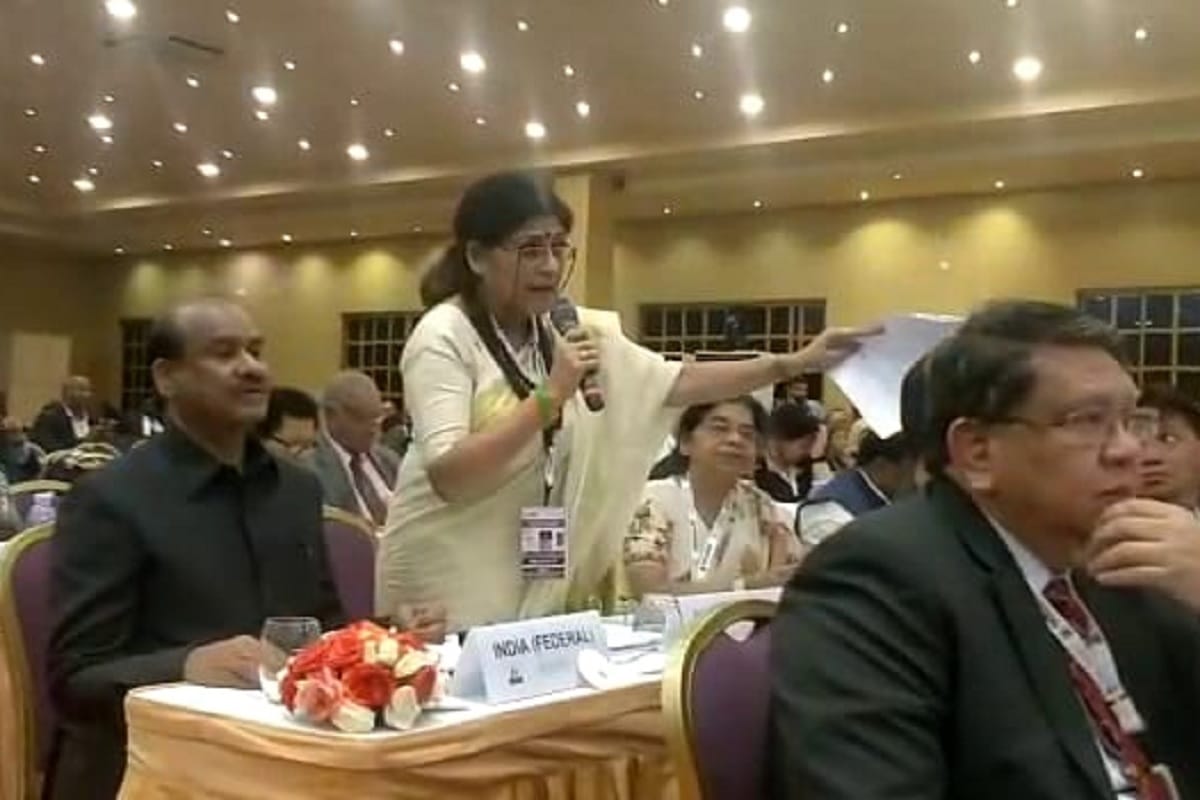 India rebuts Pak stand on Kashmir at Commonwealth meet saying, Military rule tradition of Pakistan