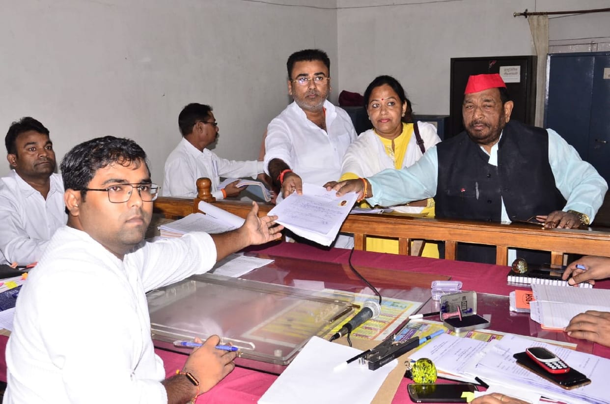 BJP candidates run boutiques