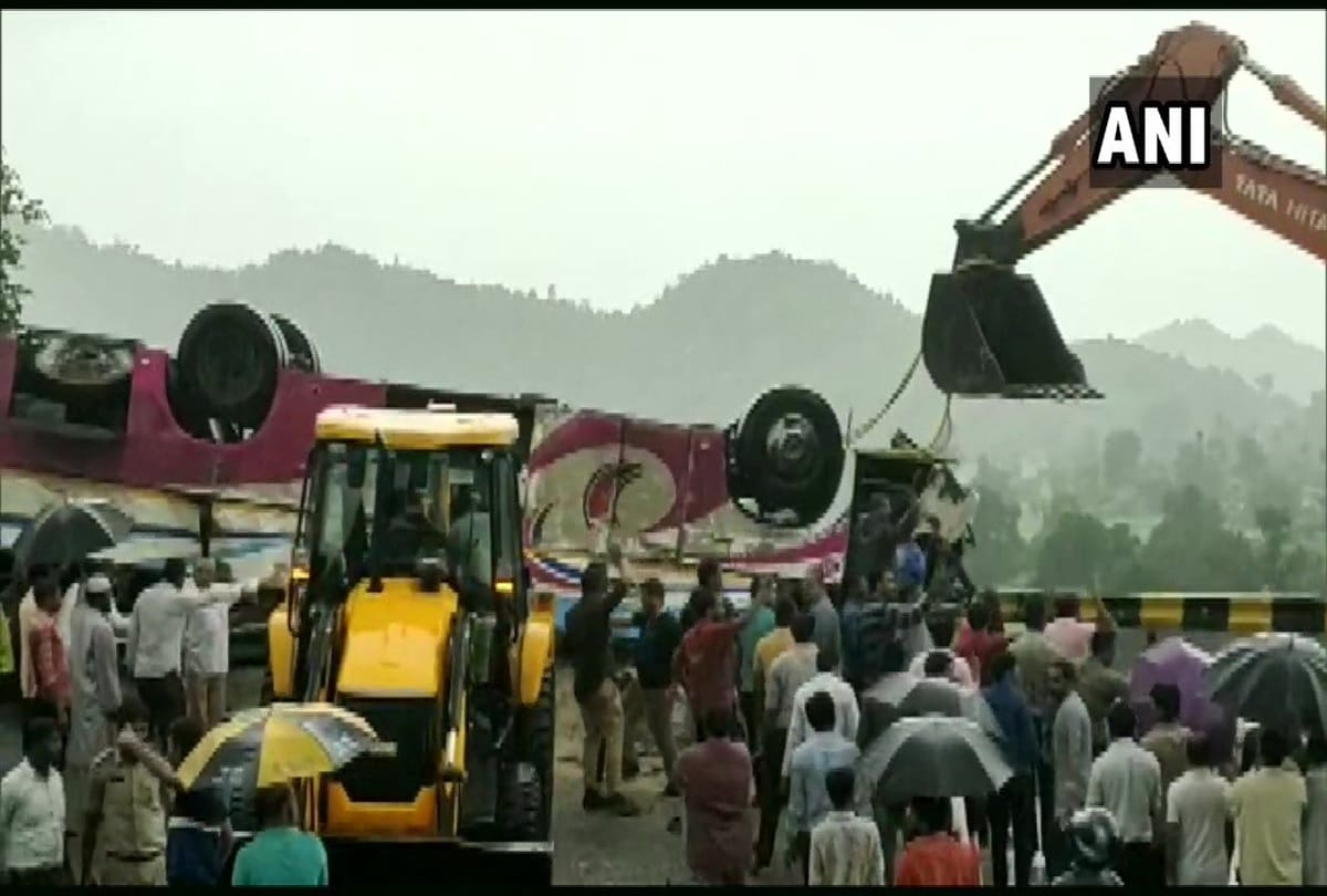20 people have died and 30 injured after a bus overturned near Trishuliya Ghat Ambaji Gujarat