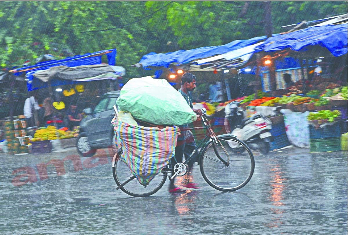 As the weather turns, many areas of Jammu division have become colder than Kashmir Valley