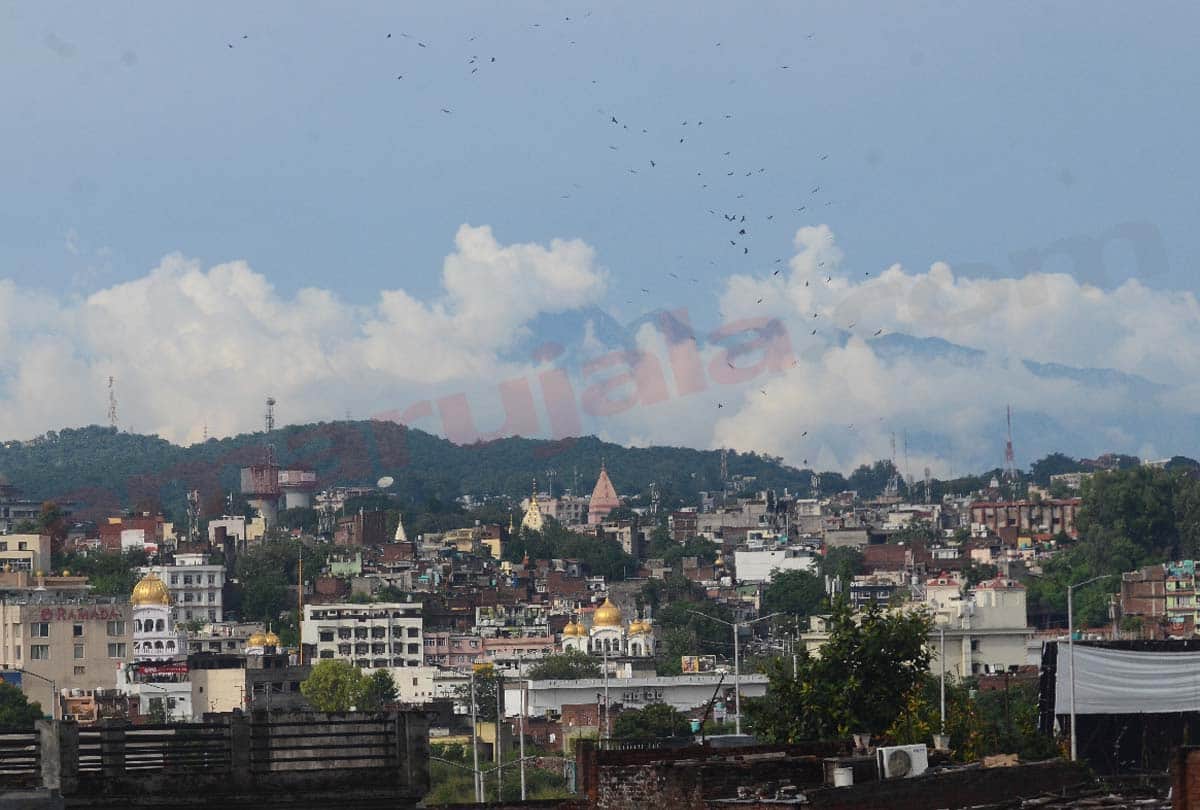 As the weather turns, many areas of Jammu division have become colder than Kashmir Valley